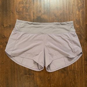 🍋Lululemon🍋 Speed Up 4” Shorts (size 10) in Lilac